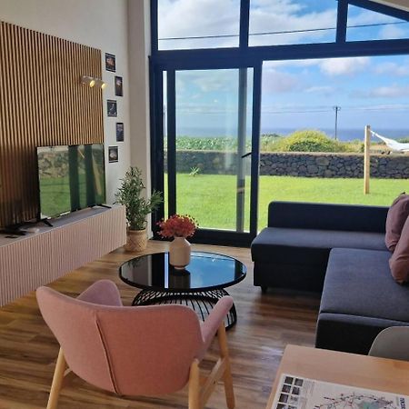 Photography House By Pontanegraazores Altares Luaran gambar